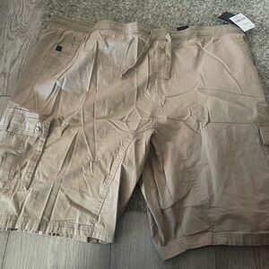Men's Tan Cargo Shorts